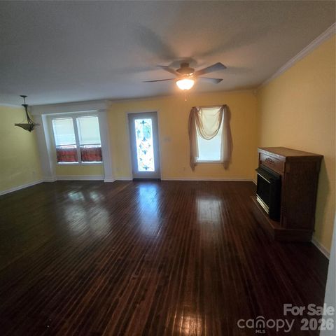 3972 S NC Hwy 127 Highway, Hickory, NC 28602