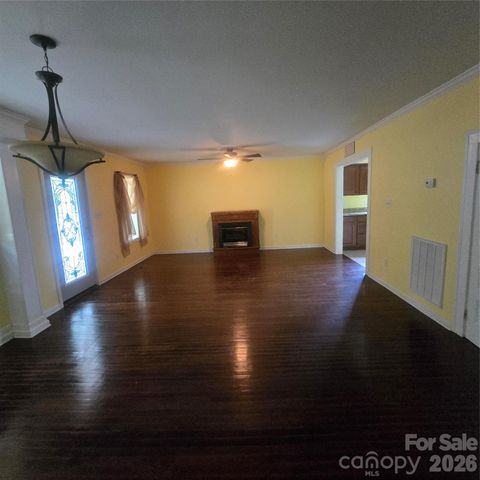 3972 S NC Hwy 127 Highway, Hickory, NC 28602