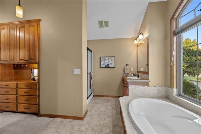 3621 Summerchase, Rose Hill, KS 67133
