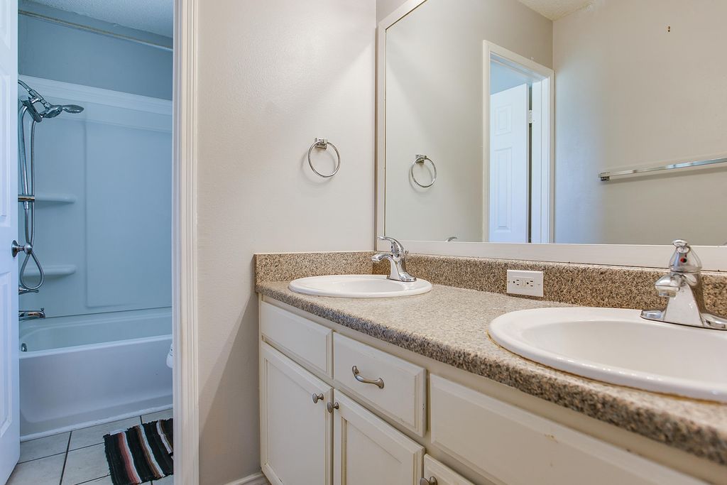 Image 33 of property listing at 4929 Royal Oak Drive, San Angelo, TX 76904
