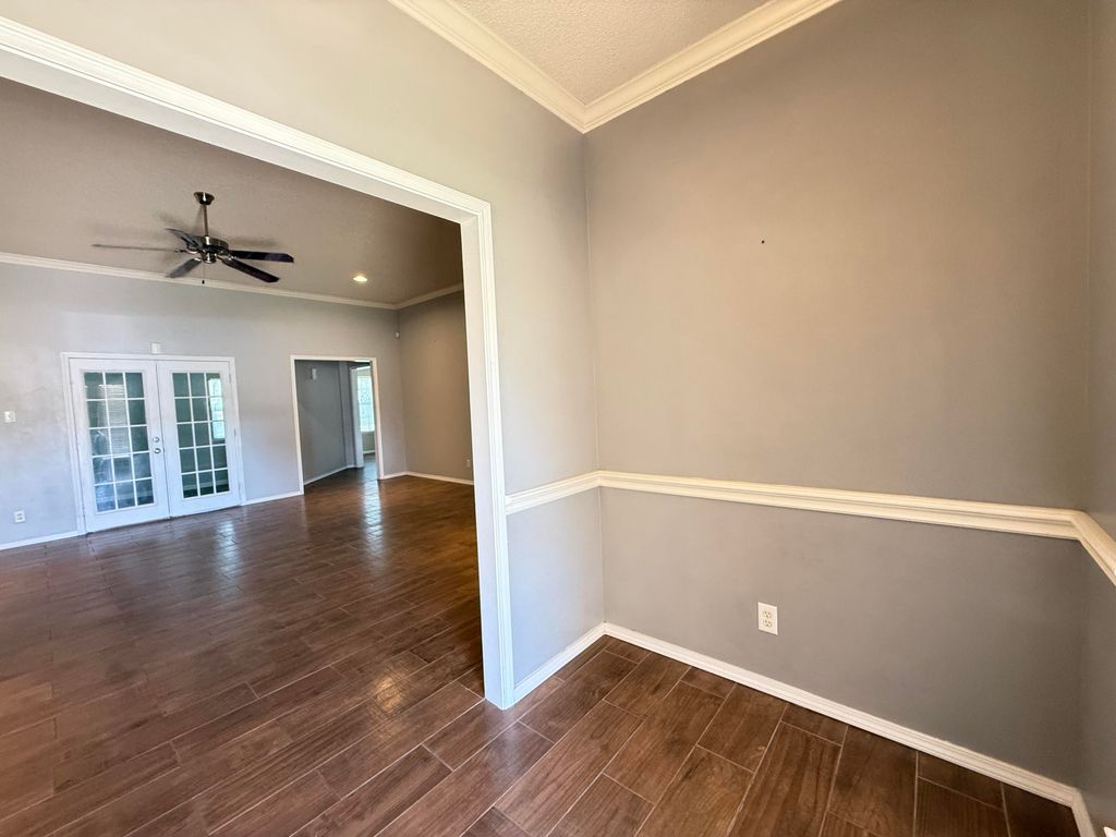 Image 7 of property listing at 4929 Royal Oak Drive, San Angelo, TX 76904