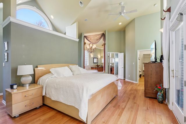 828 Royal Dublin Lane, Dyer, IN 46311