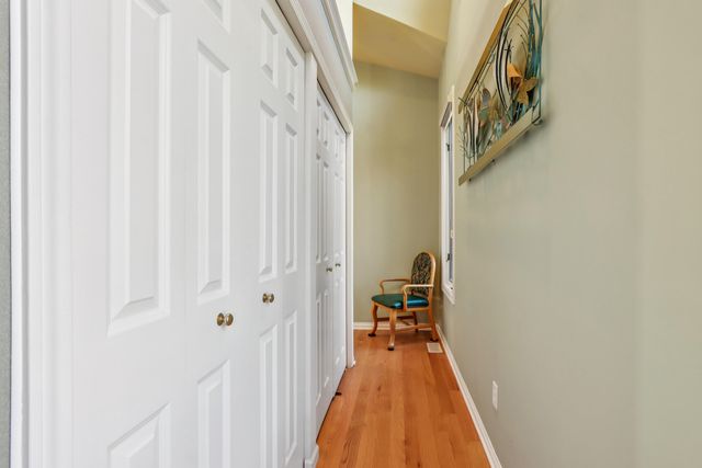 828 Royal Dublin Lane, Dyer, IN 46311