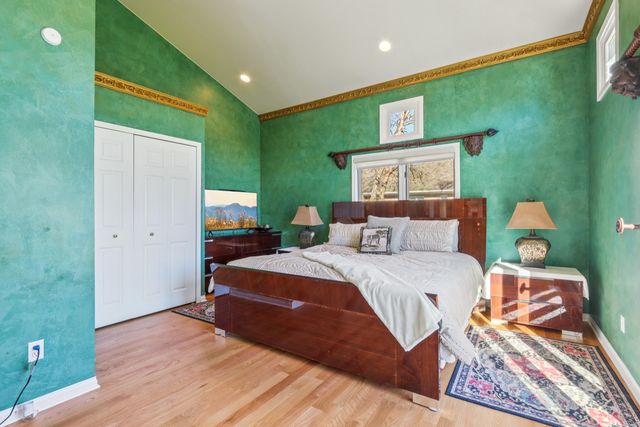 828 Royal Dublin Lane, Dyer, IN 46311