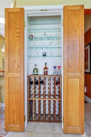 828 Royal Dublin Lane, Dyer, IN 46311