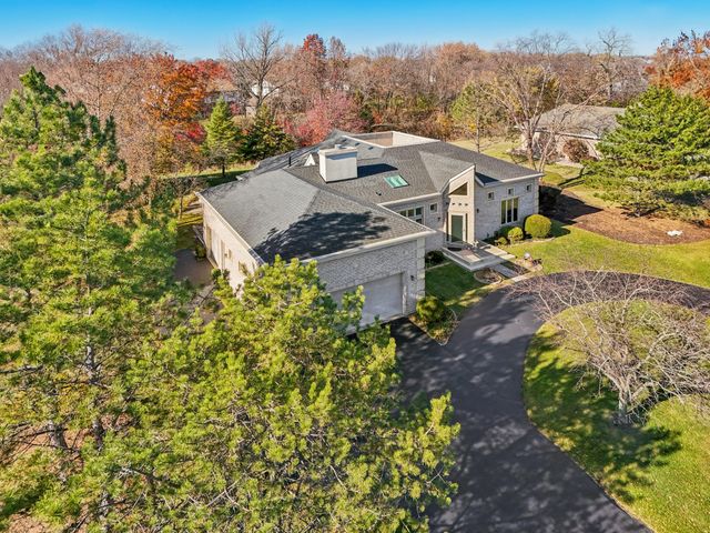 828 Royal Dublin Lane, Dyer, IN 46311