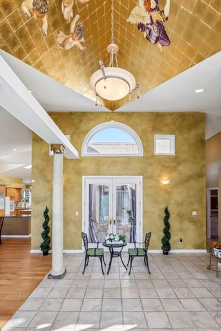 828 Royal Dublin Lane, Dyer, IN 46311