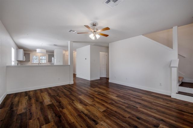 2208 Melissa Oaks LN, Austin, TX 78744