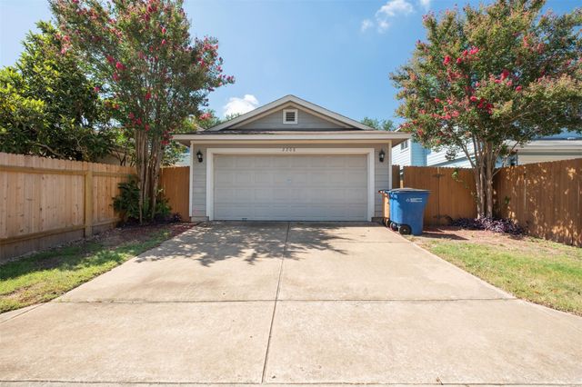 2208 Melissa Oaks LN, Austin, TX 78744