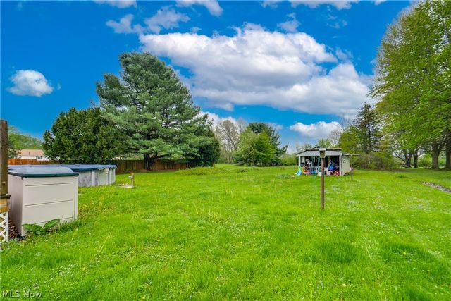 15390 Cenfield Street NE, Alliance, OH 44601