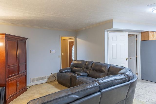 5591 Williamsburg Way, Fairfield, OH 45014