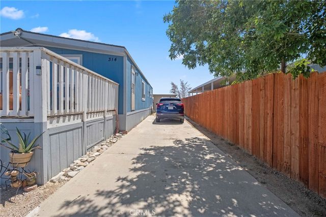 3300 15th Street W 314, Rosamond, CA 93560