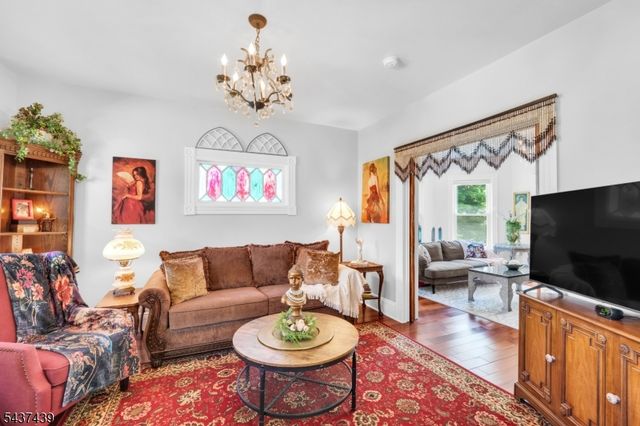 16 Sycamore St, Sussex Boro, NJ 07461