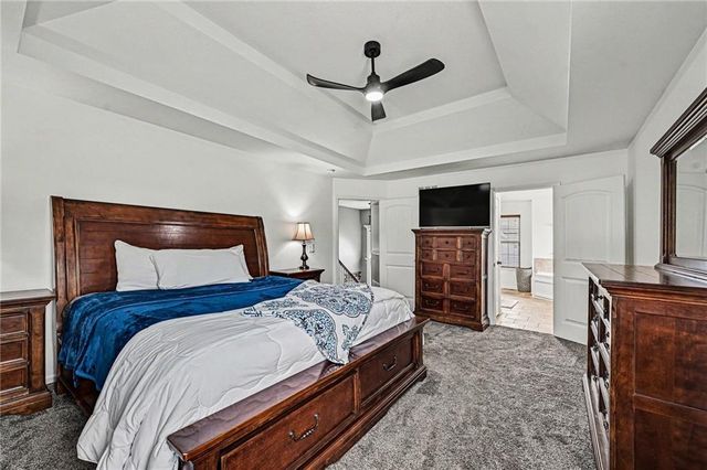 7404 NE 109th Street, Kansas City, MO 64157