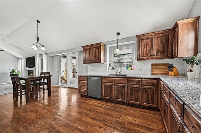 7404 NE 109th Street, Kansas City, MO 64157
