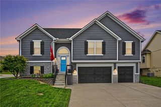 7404 NE 109th Street, Kansas City, MO 64157