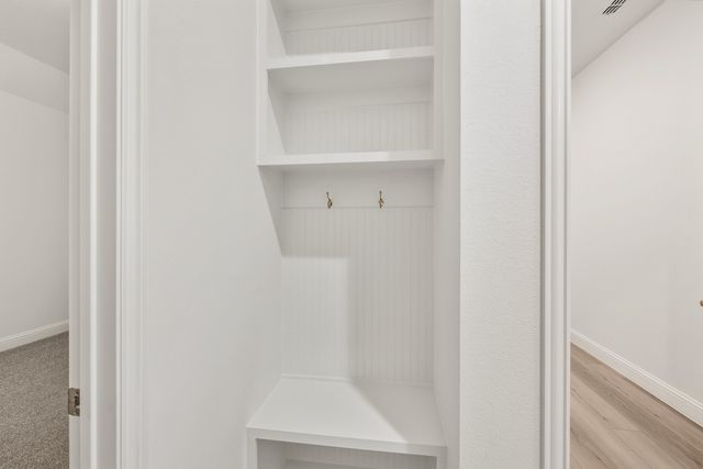 189 Mountain Laurel Drive, Waxahachie, TX 75165