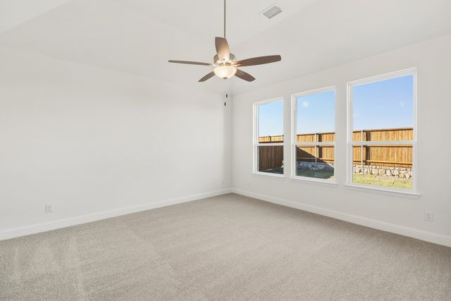 189 Mountain Laurel Drive, Waxahachie, TX 75165