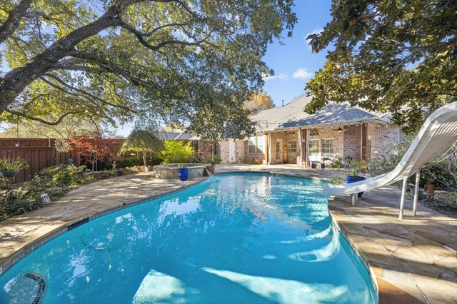 106 Hummingbird Lane, Ovilla, TX 75154