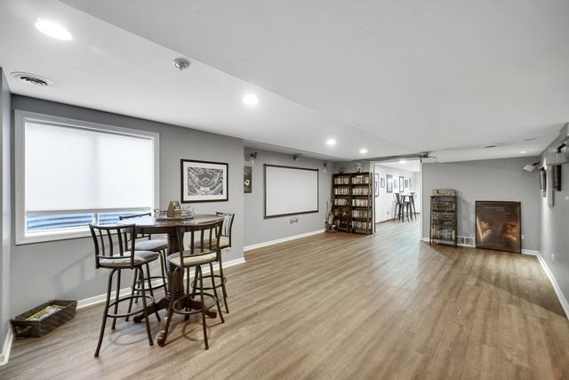 480 Brookside Avenue, Algonquin, IL 60102