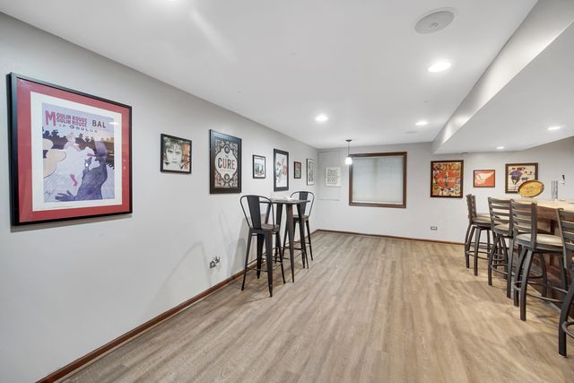 480 Brookside Avenue, Algonquin, IL 60102