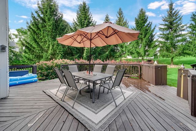 480 Brookside Avenue, Algonquin, IL 60102