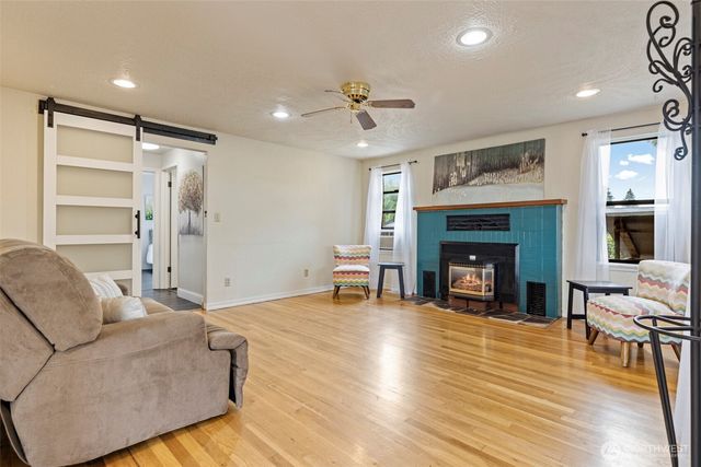 503 17th Street NW, Puyallup, WA 98371