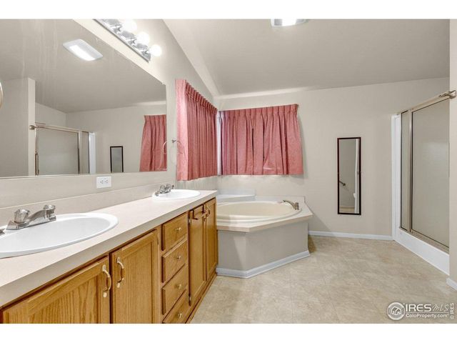 1166 Madison Ave 127, Loveland, CO 80537