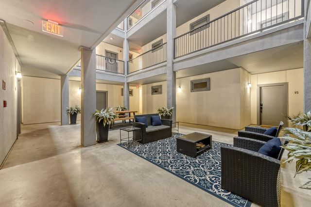 908 Nueces ST 14, Austin, TX 78701