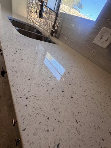 301 Belmont Dr, Marshall, TX 75672