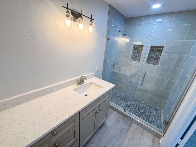 301 Belmont Dr, Marshall, TX 75672