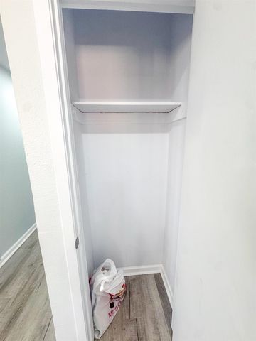 301 Belmont Dr, Marshall, TX 75672