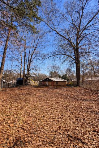 301 Belmont Dr, Marshall, TX 75672