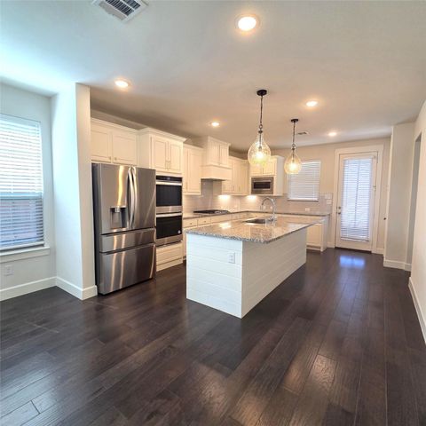 4833 Zilker Avenue, Carrollton, TX 75010