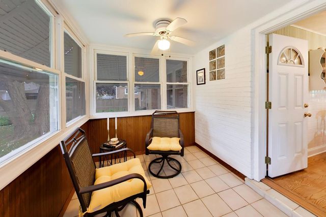 8136 N Oketo Avenue, Niles, IL 60714