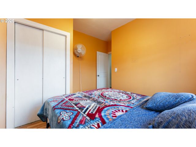 63776 Flanagan Rd, Coos Bay, OR 97420