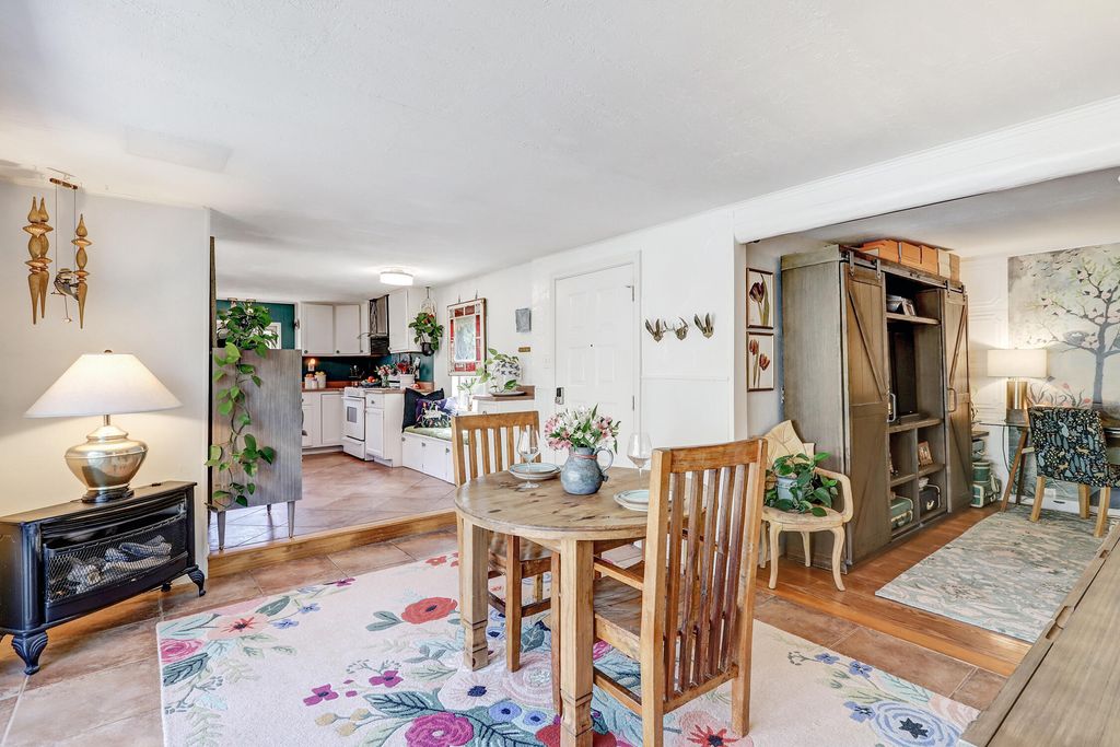 Image 17 of property listing at 1201 Madrid Road, Jemez Springs, NM 87025