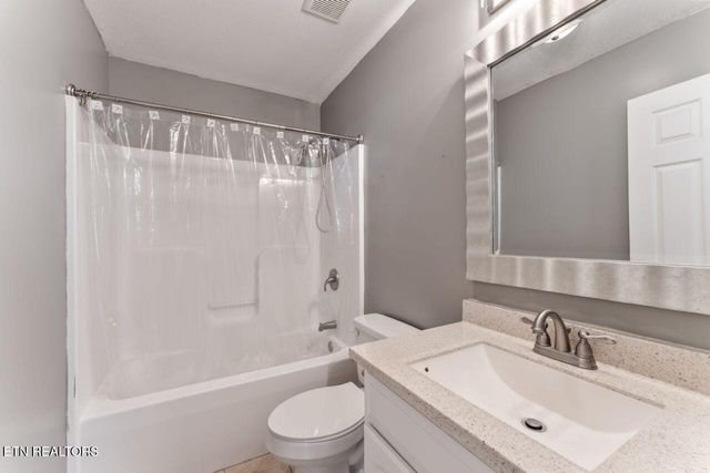 461 Robertsville Rd, Oak Ridge, TN 37830