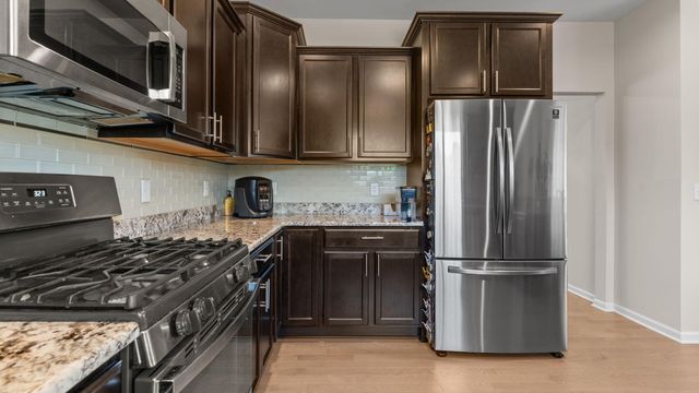 10196 Meadowmere Place, Saline, MI 48176