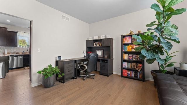 10196 Meadowmere Place, Saline, MI 48176