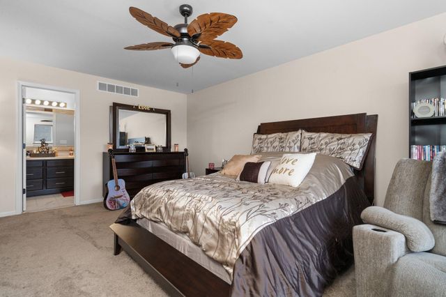 10196 Meadowmere Place, Saline, MI 48176