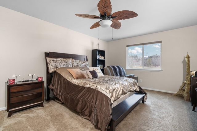 10196 Meadowmere Place, Saline, MI 48176