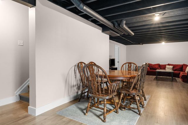 10196 Meadowmere Place, Saline, MI 48176