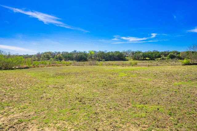 4317 Hwy 173, Bandera, TX 78003