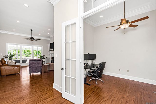 6088 S Pollard Pkwy, Baton Rouge, LA 70808