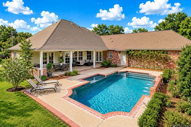 6088 S Pollard Pkwy, Baton Rouge, LA 70808