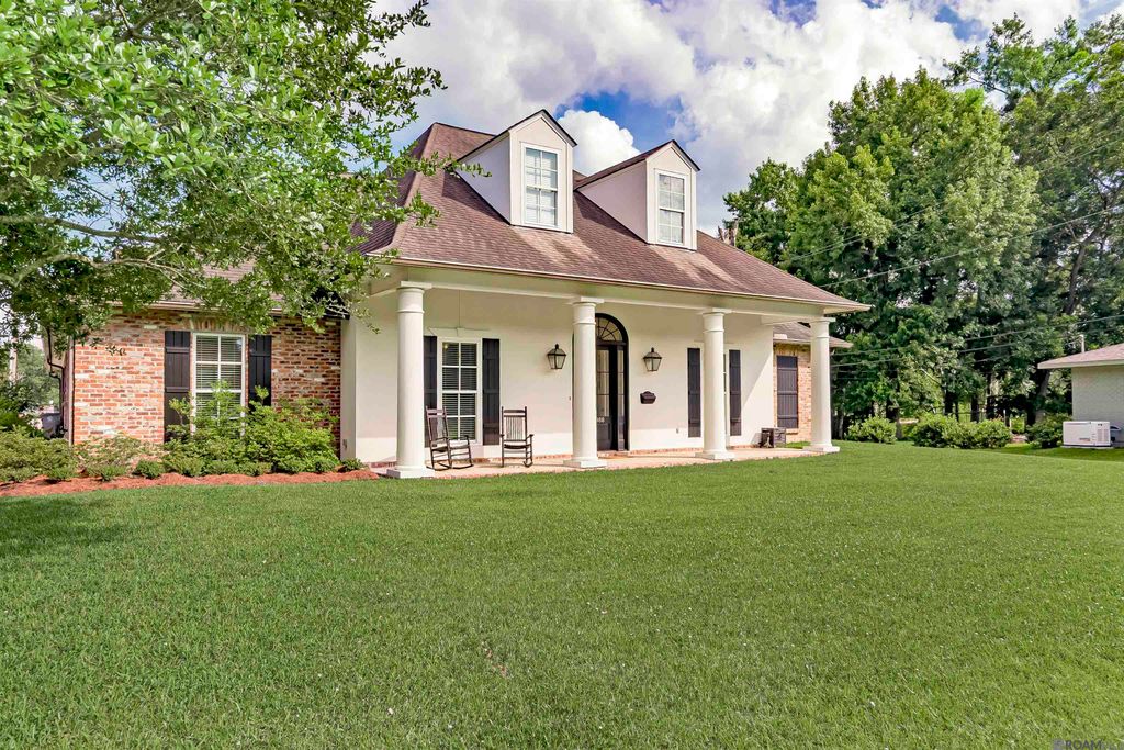 6088 S Pollard Pkwy, Baton Rouge, LA 70808