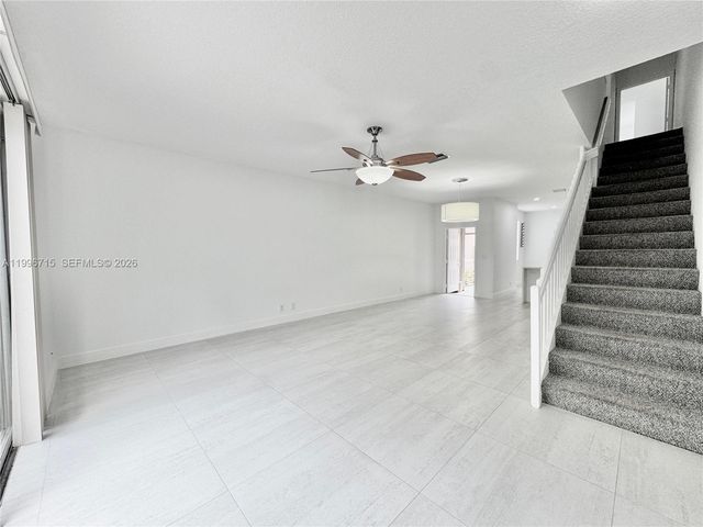 1861 Salerno Cir 1861, Weston, FL 33327