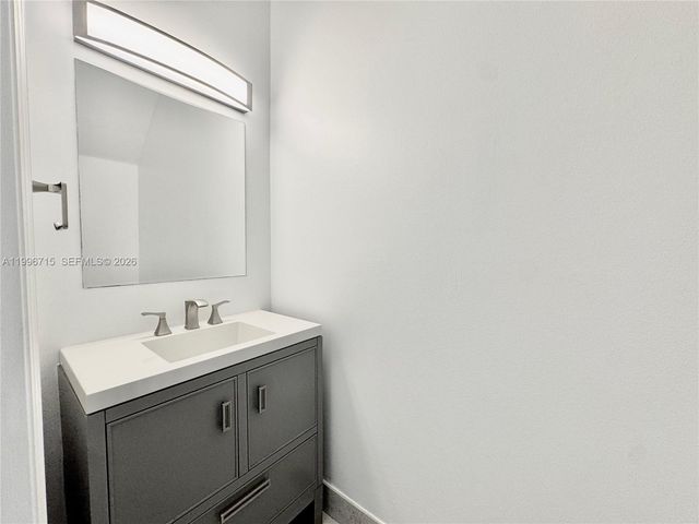 1861 Salerno Cir 1861, Weston, FL 33327