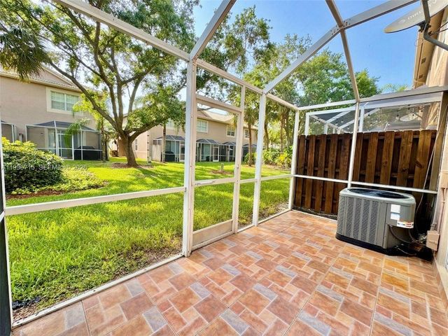 1861 Salerno Cir 1861, Weston, FL 33327